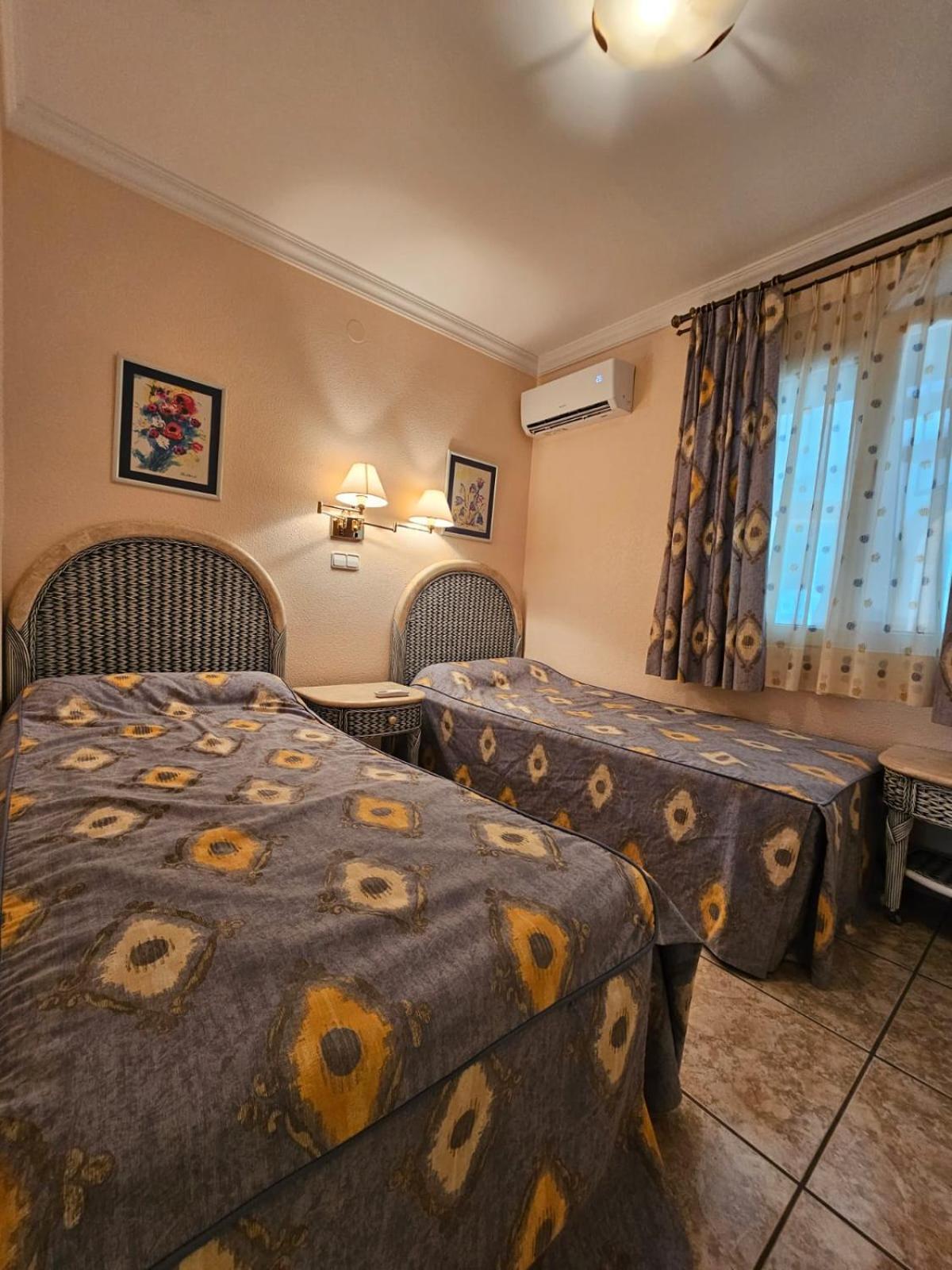 Villa Comas เดเนีย ภายนอก รูปภาพ